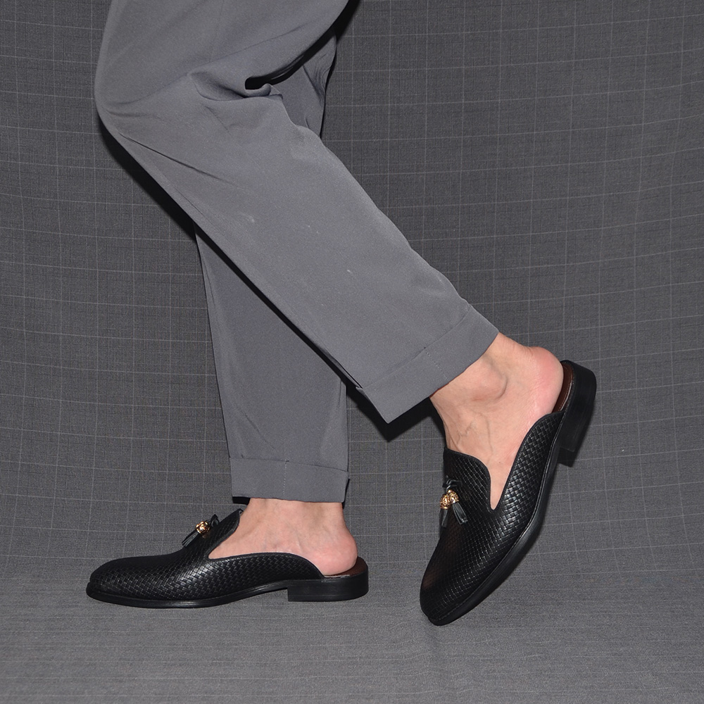 Closed Toe Half Shoes for Men  - огляд і ціна Men Shoes Louboutin