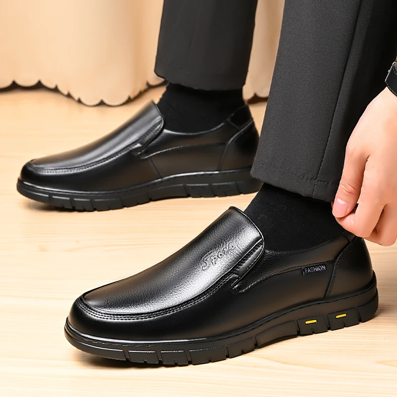 High Quality Leather Men Casua - огляд і ціна Men Shoes Louboutin